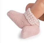 chaussons en laine rose doux pour bebes reborn charme et confort 975