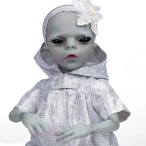 decouvrez le bebe reborn alien maya unique et adorable 878
