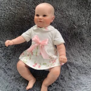 decouvrez notre adorable bebe reborn fille aux yeux enchanteurs 172